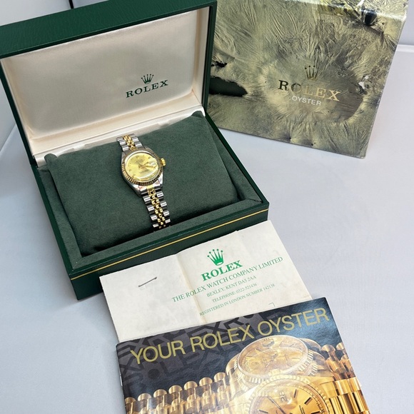 PAPERS Rolex Datejust 26mm 69240 Two Tone Jubilee 18k Gold Roman Dial Watch - Picture 2 of 15
